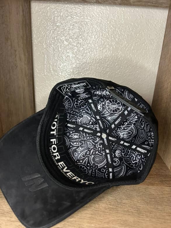 MURA TRAVIS BLACK CRYSTALS