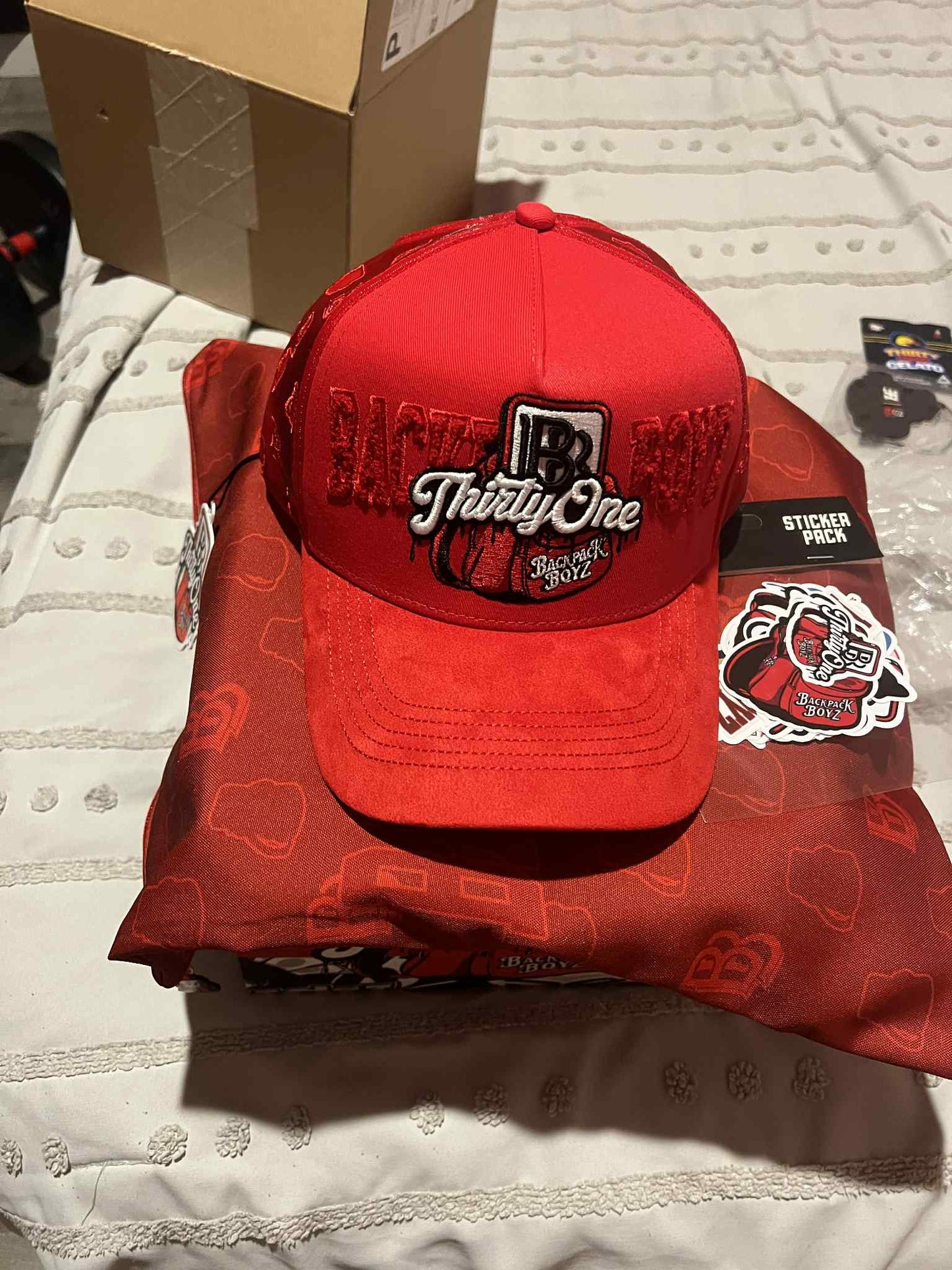 31 hats x backback boyz la mochila
