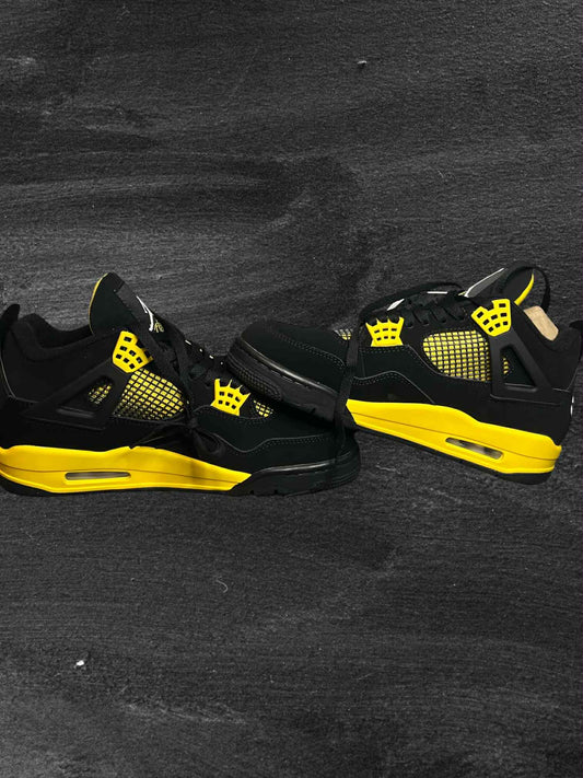 AIR JORDAN RETRO 4